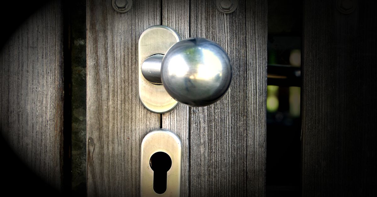 Mortise Lock vs. Cylinder Lock: Which Fits Your Pine Lake Home? — Pine Lake Locksmith